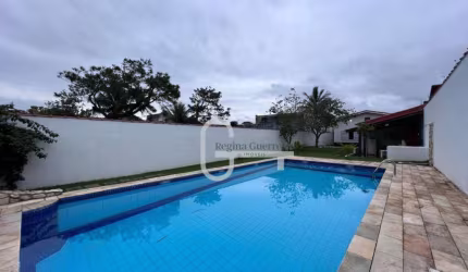 Casa com 3 dormitórios à venda, 130 m² por R$ 700.000,00 - Balneário Josedy - Peruíbe/SP