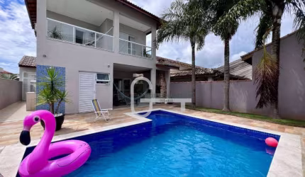 Casa com 3 dormitórios à venda, 210 m² por R$ 1.300.000,00 - Residencial Três Marias - Peruíbe/SP