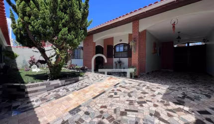 Casa com 3 dormitórios à venda, 160 m² por R$ 590.000,00 - Arpoador - Peruíbe/SP