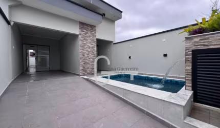 Excelente oportunidade para quem busca uma casa linda e aconchegante!