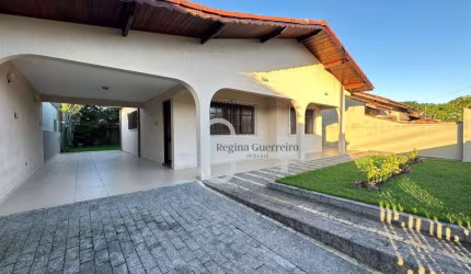 Casa com 2 dormitórios à venda, 220 m² por R$ 550.000,00 - Balneário Stella Maris - Peruíbe/SP