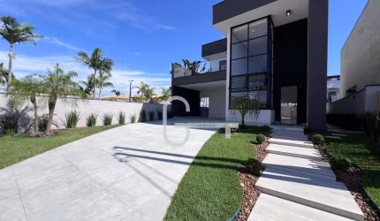 Casa com 4 dormitórios à venda, 200 m² por R$ 1.650.000,00 - Bougainvillee IV - Peruíbe/SP