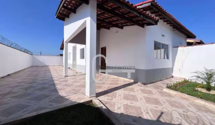 Casa com 2 dormitórios à venda, 66 m² por R$ 320.000,00 - jardim Somar - Peruíbe/SP