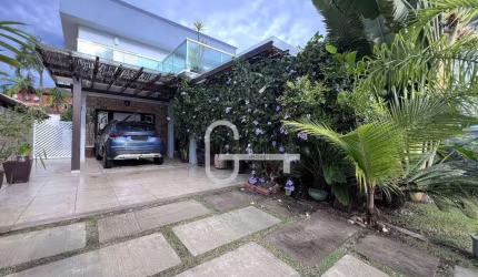 Casa com 4 dormitórios à venda, 200 m² por R$ 1.300.000,00 - Residencial Três Marias - Peruíbe/SP
