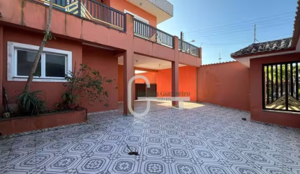 Casa com 4 dormitórios à venda, 237 m² por R$ 750.000,00 - Jardim Star - Peruíbe/SP