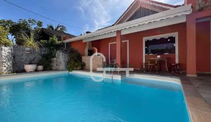Casa com 8 dormitórios à venda, 350 m² por R$ 890.000,00 - Estância Balneária Convento Velho - Peruíbe/SP