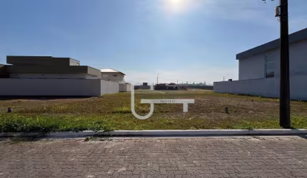 Terreno à venda, 300 m² por R$ 350.000,00 - Condomínio Flora Rica - Peruíbe/SP