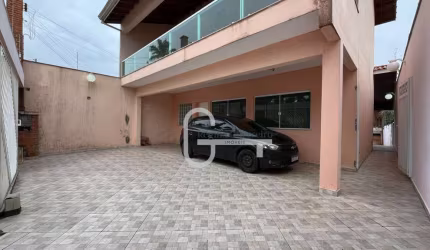Casa com 5 dormitórios à venda, 114 m² por R$ 490.000,00 - Centro - Peruíbe/SP