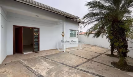 Casa com 3 dormitórios à venda, 163 m² por R$ 600.000,00 - Jardim Imperador - Peruíbe/SP