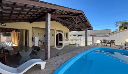 Casa com 3 dormitórios à venda, 157 m² por R$ 580.000,00 - Residencial São Luiz - Peruíbe/SP