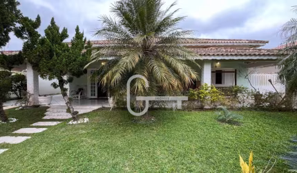 Casa com 5 dormitórios à venda, 332 m² por R$ 1.500.000,00 - Bougainvillee V - Peruíbe/SP