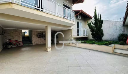 Casa com 3 dormitórios à venda, 204 m² por R$ 1.100.000,00 - Jardim Marcia - Peruíbe/SP