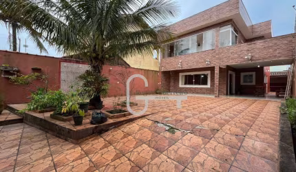 Casa com 7 dormitórios à venda, 276 m² por R$ 800.000,00 - Belmira Novaes - Peruíbe/SP