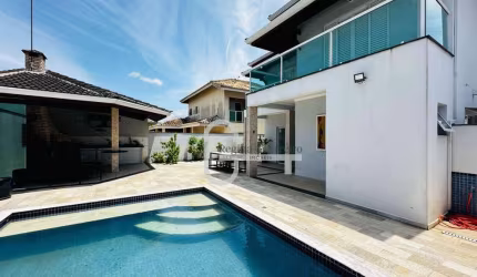 Casa com 4 dormitórios à venda, 260 m² por R$ 1.850.000,00 - Condomínio Aldeia da Juréia - Peruíbe/SP