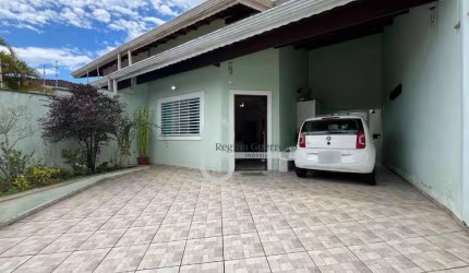 Casa com 3 dormitórios à venda, 136 m² por R$ 590.000,00 - Balneário Stella Maris - Peruíbe/SP