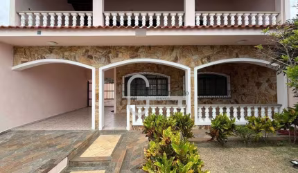 Casa com 2 dormitórios à venda, 199 m² por R$ 590.000,00 - Balneário Três Marias - Peruíbe/SP