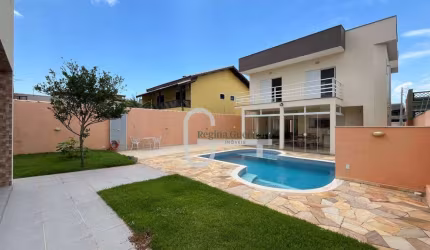 Casa com 4 dormitórios à venda, 216 m² por R$ 900.000,00 - Estância Balneária Convento Velho - Peruíbe/SP