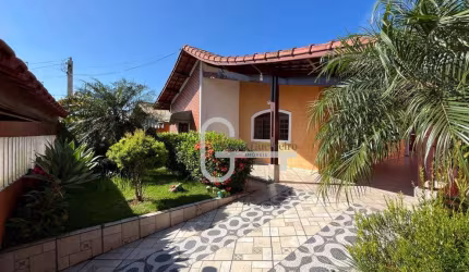 Casa com 2 dormitórios à venda, 135 m² por R$ 430.000,00 - Parque Turístico - Peruíbe/SP