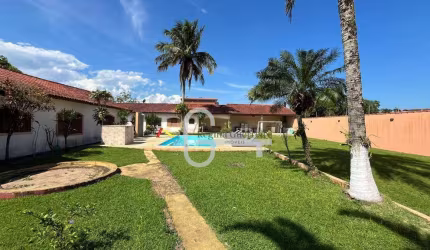 Casa com 3 dormitórios à venda, 307 m² por R$ 650.000,00 - Estância Balneária Maria Helena Novaes - Peruíbe/SP