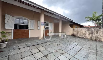 Casa com 2 dormitórios à venda, 100 m² por R$ 400.000,00 - Balneário Três Marias - Peruíbe/SP