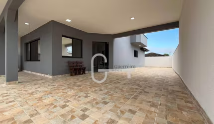 Casa com 5 dormitórios à venda, 250 m² por R$ 700.000,00 - Centro - Peruíbe/SP