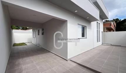 Casa com 3 dormitórios à venda, 180 m² por R$ 550.000,00 - Balneário Stella Maris - Peruíbe/SP