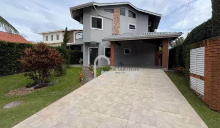 Casa com 3 dormitórios à venda, 215 m² por R$ 1.800.000,00 - Bougainvillee II - Peruíbe/SP