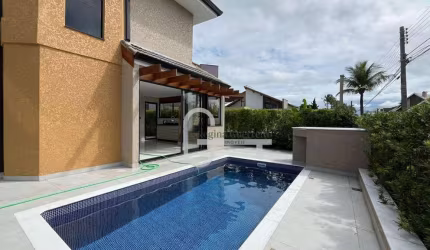 Casa com 5 dormitórios à venda, 290 m² por R$ 2.500.000,00 - Bougainvillee II - Peruíbe/SP