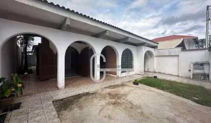 Casa com 4 dormitórios à venda, 212 m² por R$ 550.000,00 - Balneário Stella Maris - Peruíbe/SP