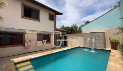 Casa com 3 dormitórios à venda, 271 m² por R$ 1.200.000,00 - Estância São José - Peruíbe/SP