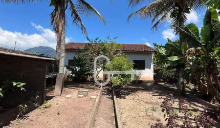 Casa com 1 dormitório à venda, 140 m² por R$ 330.000,00 - Est dos Eucaliptos - Peruíbe/SP