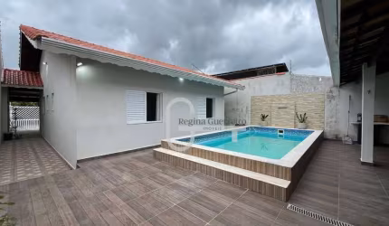 Casa com 3 dormitórios à venda, 110 m² por R$ 480.000,00 - Estância São José - Peruíbe/SP