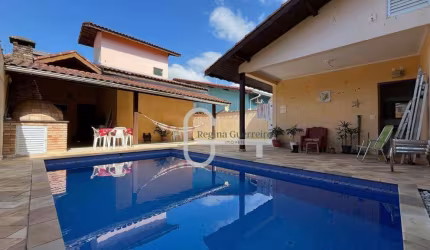 Casa com 3 dormitórios à venda, 231 m² por R$ 550.000,00 - Vila Romar - Peruíbe/SP