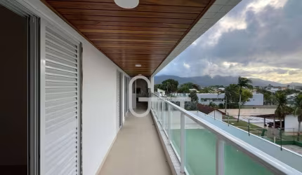 Apartamento com 2 dormitórios à venda, 80 m² por R$ 550.000,00 - Centro - Peruíbe/SP