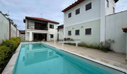 Casa com 5 dormitórios à venda, 304 m² por R$ 1.097.000,00 - Balneário Três Marias - Peruíbe/SP