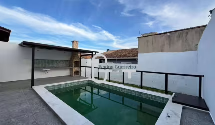 Casa com 3 dormitórios à venda, 170 m² por R$ 1.010.000,00 - Balneario Samburá - Peruíbe/SP