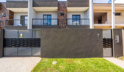 Sobrado duplex com ótimo padrão de construção e acabamentos no Afonso Pena