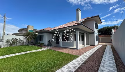 Casa com 4 quartos à venda na Pernambuco, 872, Centro, Tramandaí, 180 m2 por R$ 1.200.000