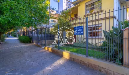 Casa com 5 quartos à venda na Rua Professor Langendonck, 129, Petrópolis, Porto Alegre, 300 m2 por R$ 1.500.000