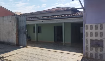 CASA 4 QUARTOS COM 2 BANHEIROS CENTRO DE PARAOPEBA = R$ 450.000,00