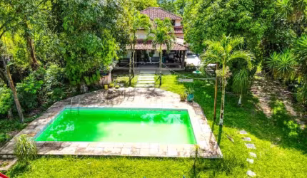 Chácara / sítio com 4 quartos à venda na Estrada Muriqui Grande, Muriqui, Niterói, 257 m2 por R$ 2.000.000