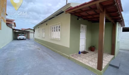 Casa linear em Laranjeiras 3 quartos