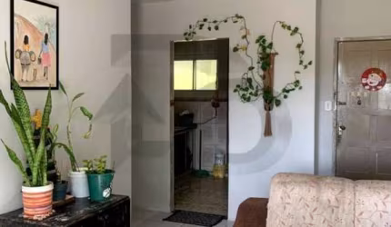 Apartamento disponível apenas para troca por casa com 2 quartos no bairro Rosa Elze, em São Cristóvão.