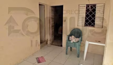 Casa Para Vender com 2 quartos no bairro Jabotiana em Aracaju