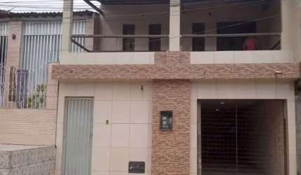 Casa Para Vender com 3 quartos no bairro Eduardo Gomes em São Cristóvão