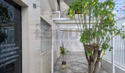 Casa Para Vender com 4 quartos, sendo 2 suítes no bairro Siqueira Campos em Aracaju