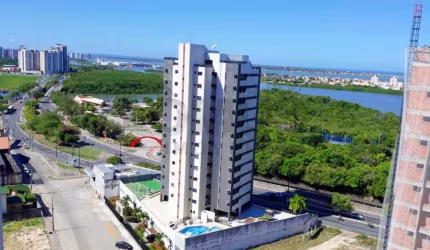 Apartamento Para Vender com 3 quartos, todos suítes no bairro Farolândia em Aracaju