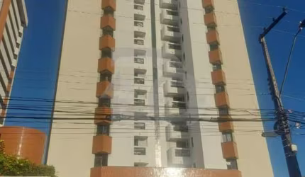 Apartamento Para Vender com 3 quartos 1 suíte no bairro São José em Aracaju