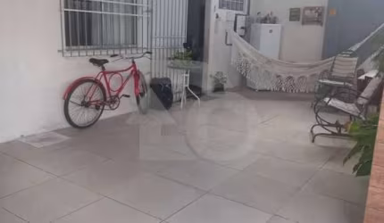 Casa Para Vender com 3 quartos no bairro Aruana em Aracaju
