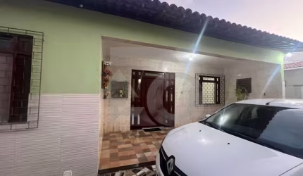 Casa Para Vender com 5 quartos 1 suíte no bairro Coroa do Meio em Aracaju